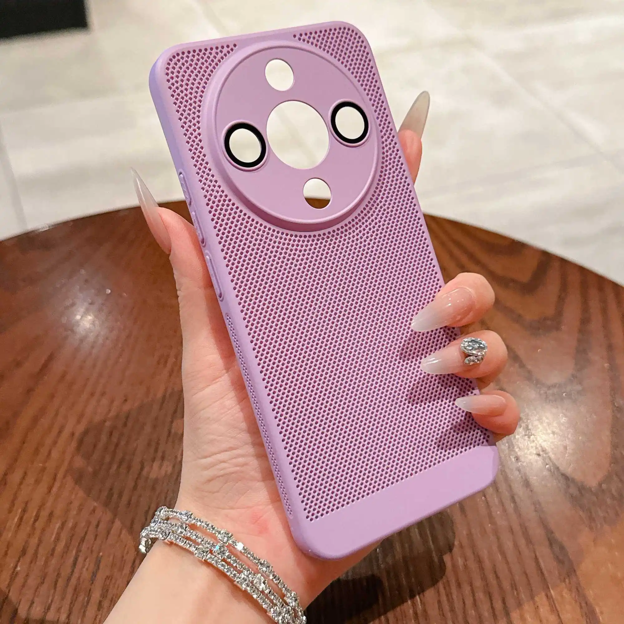 Stylish Ultra-Thin Heat Dissipation Mesh Phone Case with Shockproof Bumper