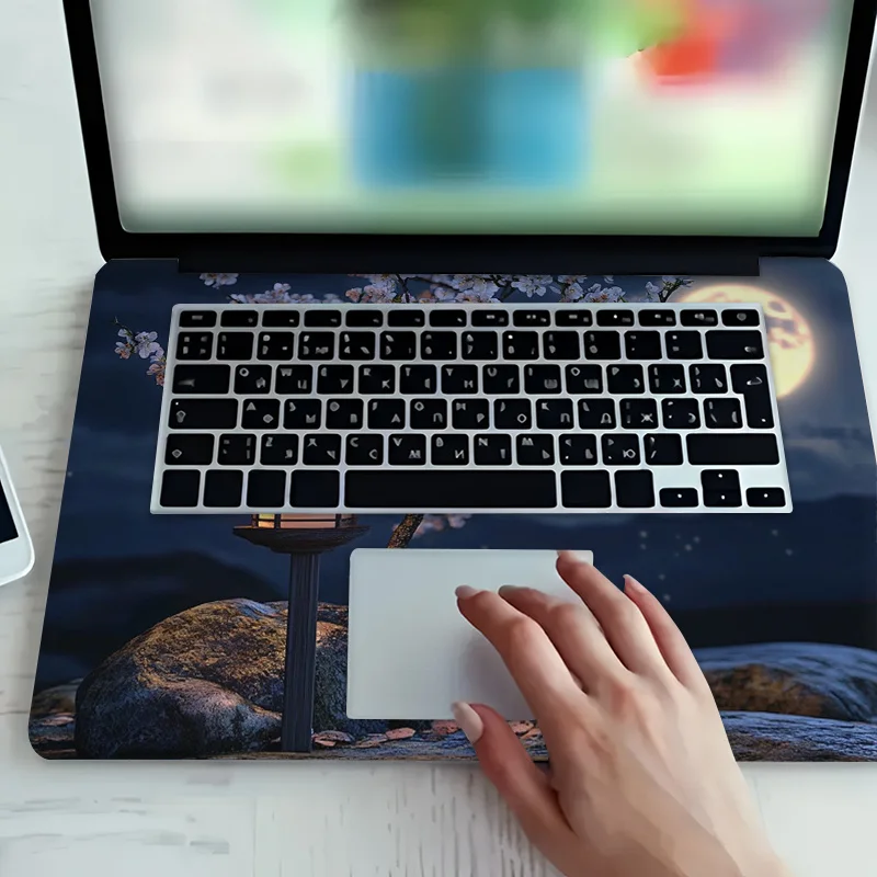 달빛이 비치는 사쿠라 PVC 노트북 케이스, 39x27cm, 고품질 DIY 컷 디자인, 설치 및 제거가 용이합니다. 노트북에 적합