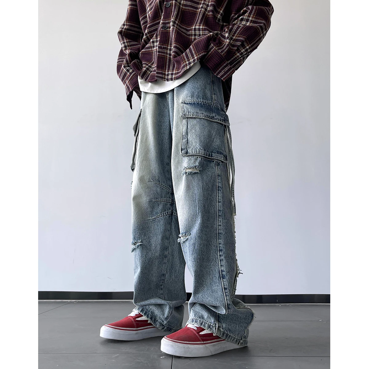 

Men Ripped Holes Cargo jeans Fashion Burrs Vintage Blue Streetwear Casual Denim Pants Unisex Hip Hop Patchwork Jean Pants