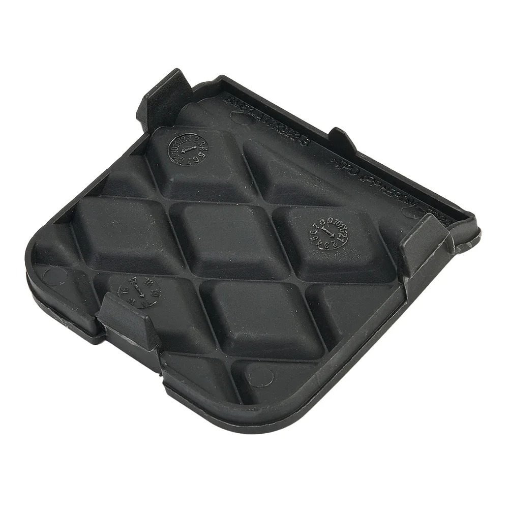 

Rear Bumper Tow Hook Cover Eye Cap For Ford Focus MK3 Hatchback 2011-2016 Trailer Cover 1705332 BM51A17K922AB Car Accessories