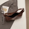 Women Metal Stud Handbag PU Leather Fashion Underarm Bag Large Capacity Vintage Casual Handbags Female Travel Handbag