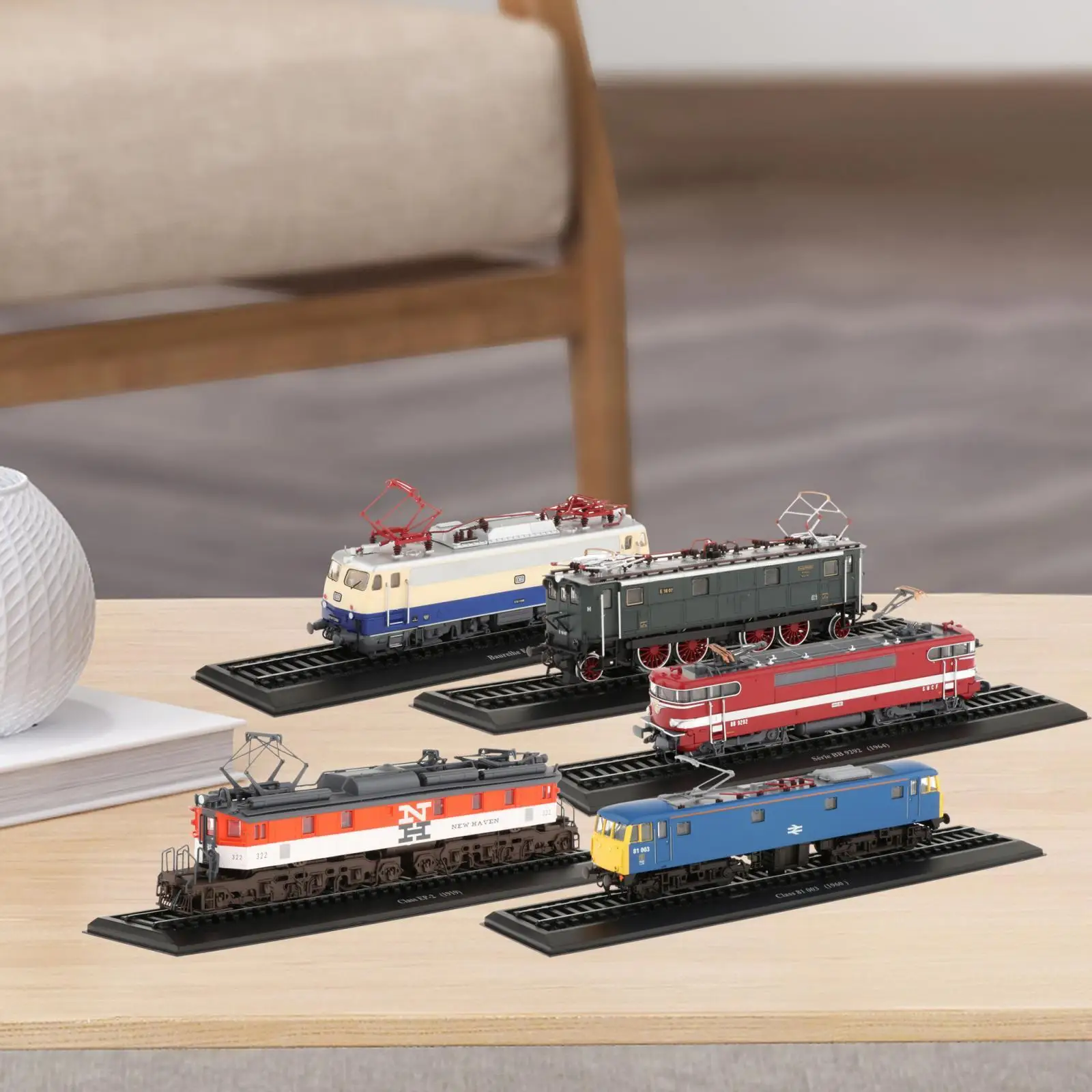 Simulation Train Head Portable Classic Collection 1:87 Train Mould Toy for Party