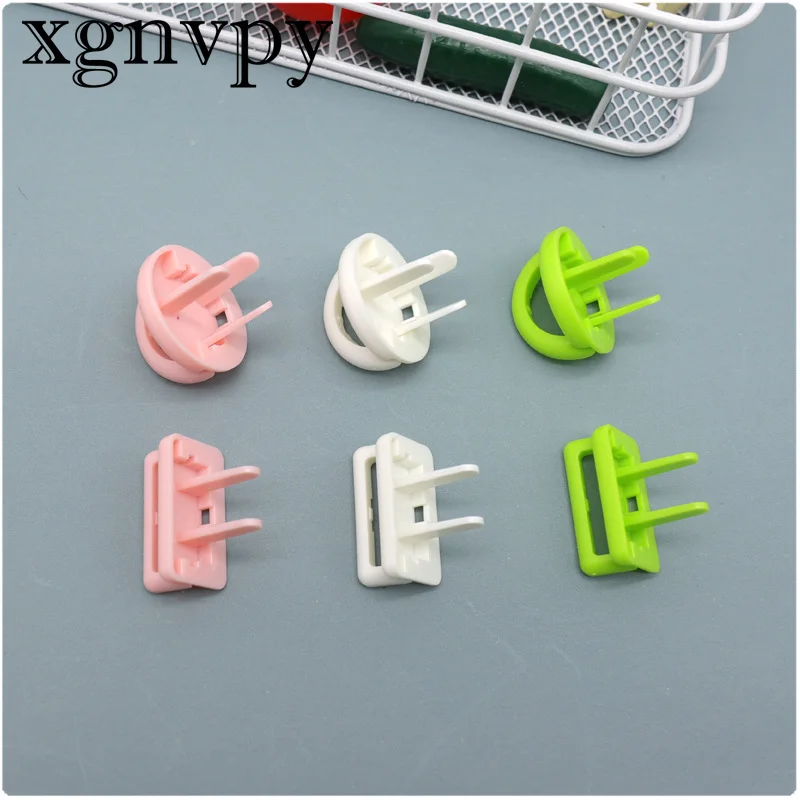 xgnvpy 5 PCS Power Outlet Safety Cover Guards for Baby Kids Child Protection Anti-Shock Rotate Plug Protectors Safe to Use