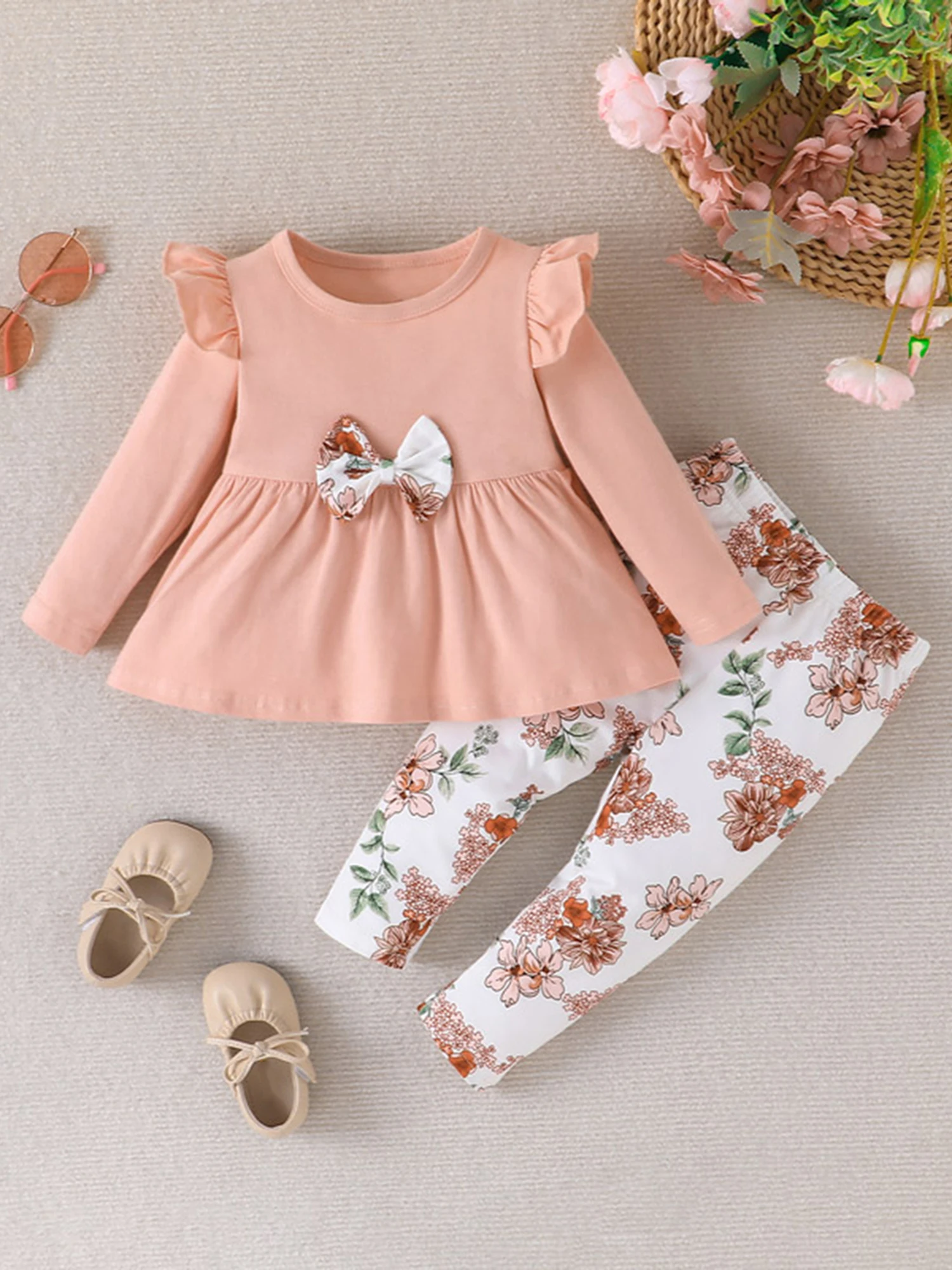

Adorable Baby Girls Fall Clothing Set Long Sleeve Crew Neck T-shirt with Bow and Flower Print Pants - 2 Piece Outfit