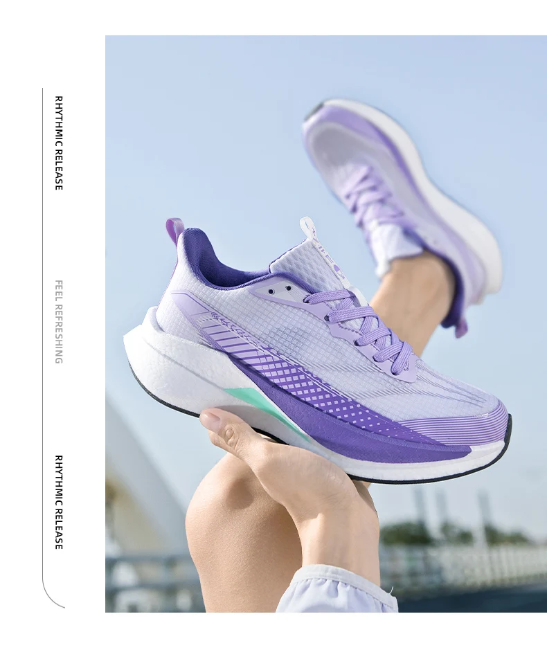 Lightweight carbon board running shoes with breathable mesh and nonslip sole 985