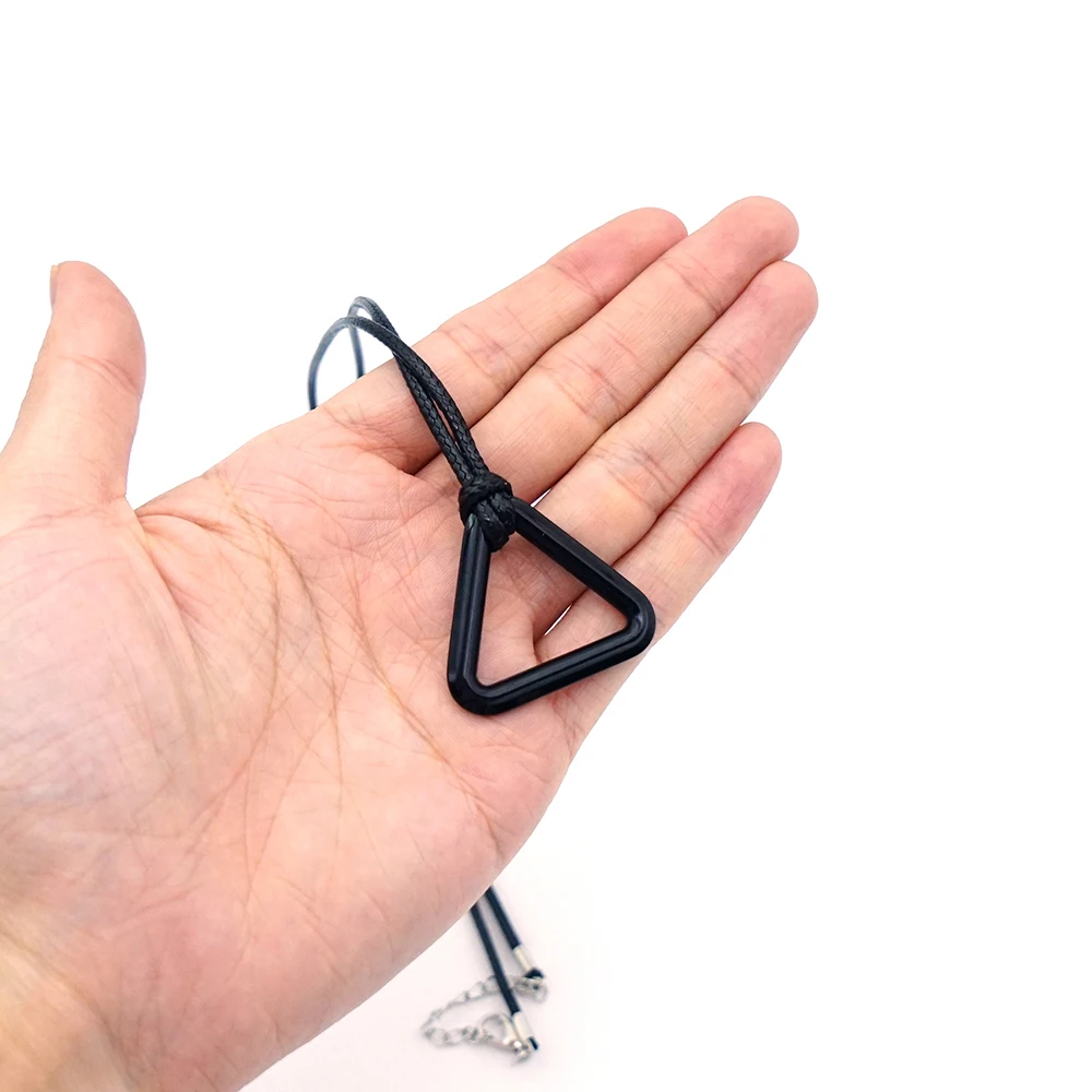 Anime Chainsaw Man Demon Cosplay Unisex Necklace Metal Triangle Pendant Chains Choker Leather Chain Accessories Charm Gift