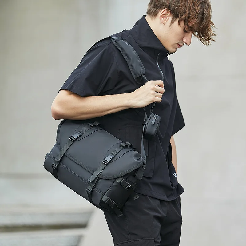 

Messenger Bag Man Man One Shoulder Chest Men High Capacity Men's Purse Bags Sling Crossbody Essential Handbags Husband Male Mens