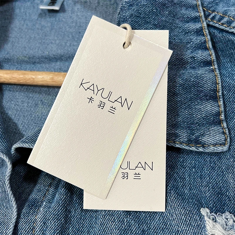 Custom Logo Embossed Fashion Luxury Pearl Light Paper Clothing Hang Tag