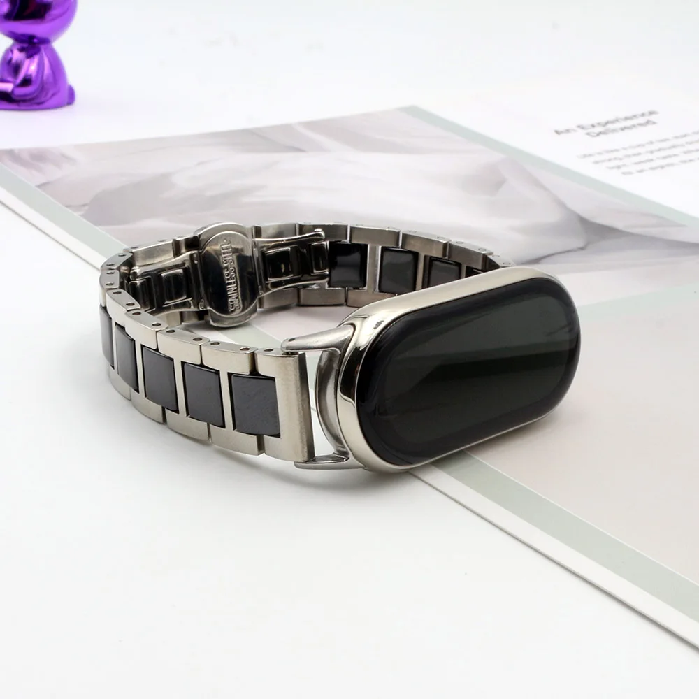 Elegant Ceramic and Stainless Steel Watchband for Smartwatches – Sophisticated and Durable Replacement Wristband for Men