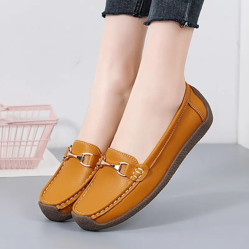 Spring /Autumn Flats Genuine Leather Moccasins Woman Casual Slip-on Loafers Female Boat Shoes Big Size 44 women shoes