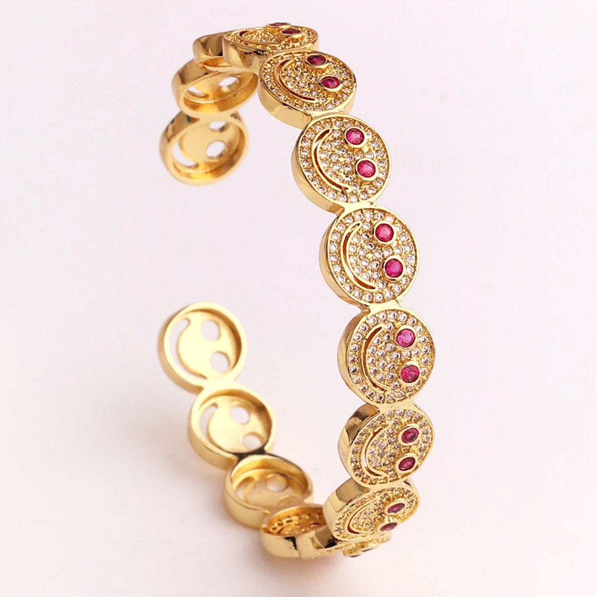 2024 New Retro Cubic Zirconia Smiling Face Open Bracelet for Unisex Office Party Friends Gift Jewelry Accessories 3