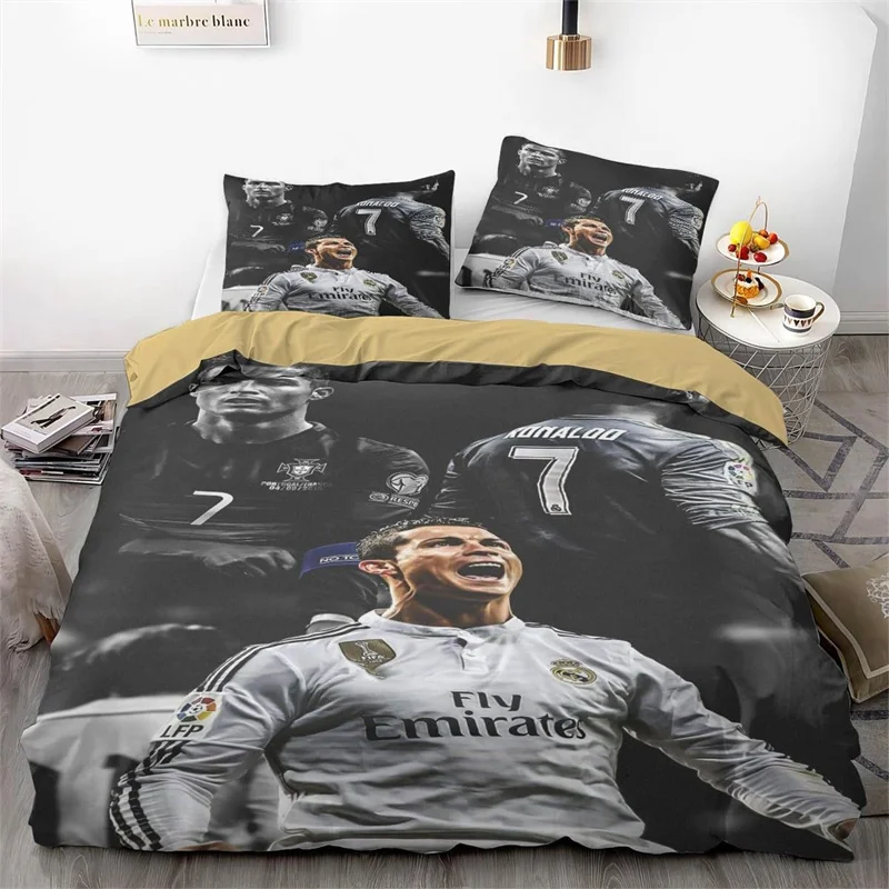 Football Themed Bedding Set Made of Microfiber Material, Football Stars 3-Piece Duvet Cover Set with Pillowcases for Ultimate