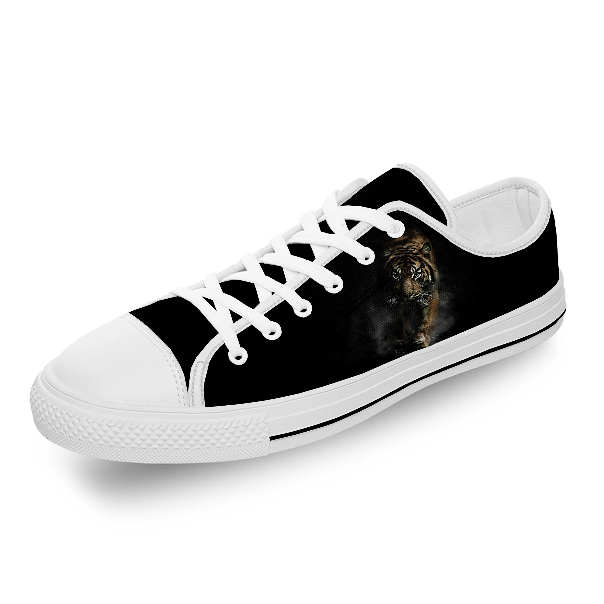Animal 3D Tiger Head Cool Funny White Cloth Fashion 3D Print Low Top Scarpe Di Tela Uomo Donna Sneakers Leggere E Traspiranti