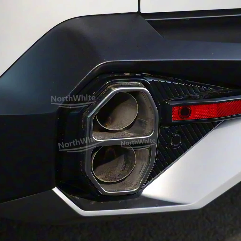 من جهة ثانية لأنبوب عادم المصد الخلفي للحلق الخلفي...