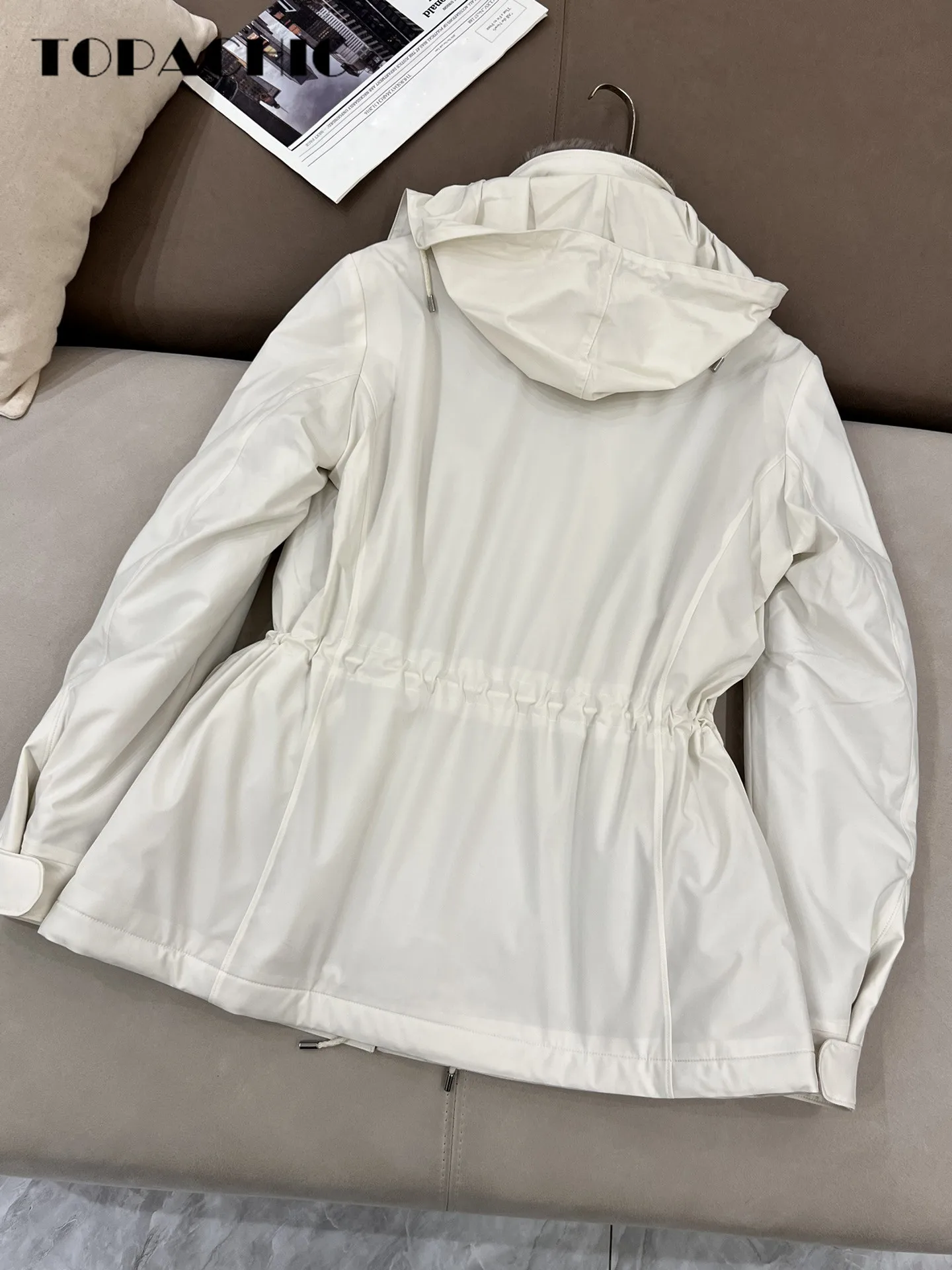 Рисунок 6 - 8.31 женская шапка с меховым воротником