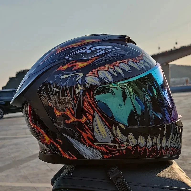 Casco   ,  ƮƮ ,  ,  Ʈ