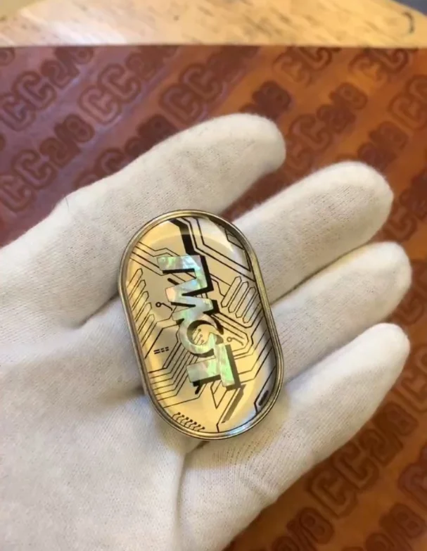 

Карточка с ритмиком MOT Steel, основной корпус-Красочный Кролик