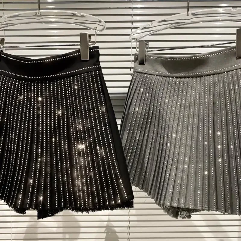 Femme Shiny Pantskirt Women's Vertical Rhinestone Short Skirt Ladies 2023 Autumn New Ekegant Woman Lace Pleated Shorts Skirts