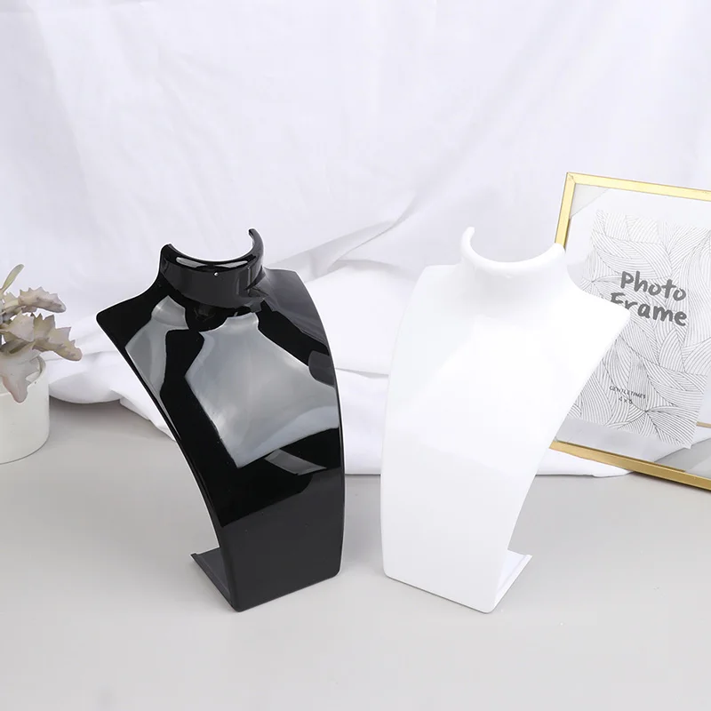 Рисунок 5 - пластиковая подставка для ювелирных