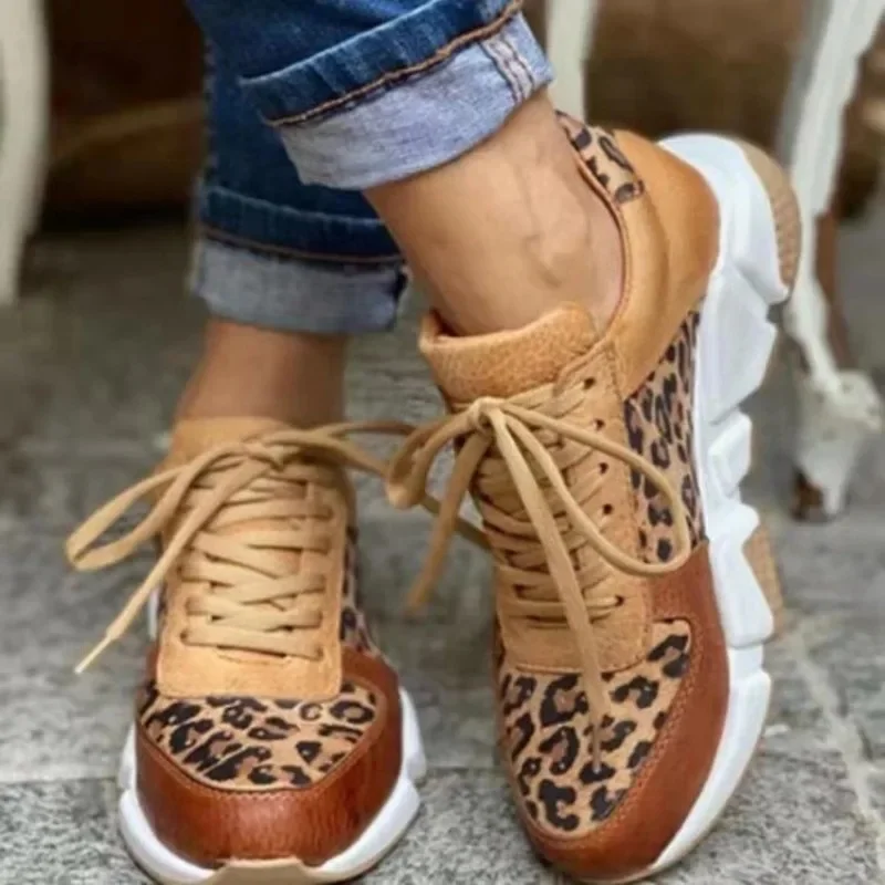 

Spring and Autumn New Large Sizes 35-44 Leopard Pattern Casual Single Shoes Women's Flat Bottom Lace up Sports Casual Shoes