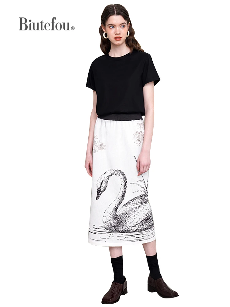 Women's Hand-painted Swan Skirt, Spring batik half ripe rice paper thicken card paper brush handwritten painted spring festival couplets fu character papier papel china