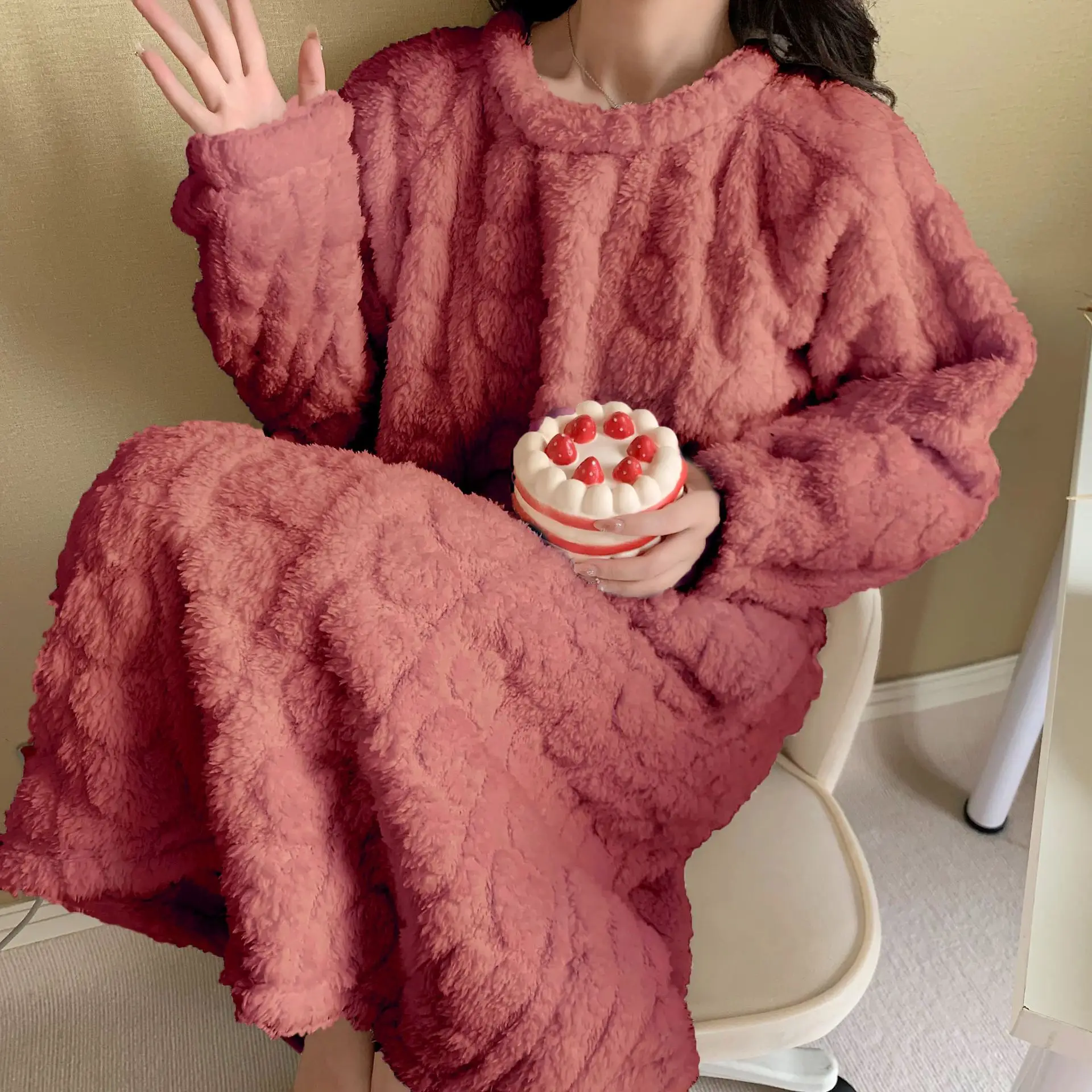 

Повседневная Домашняя одежда из кораллового флиса, Милая Ночная рубашка, осенне-зимняя одежда для сна, свободная фланелевая Ночная рубашка средней длины с длинным рукавом для девочек