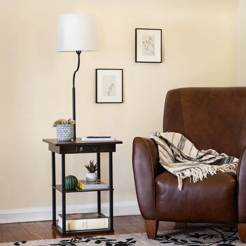 End table with usb sale port and lamp