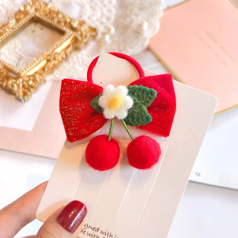 Рисунок 5 - Новинка 2022 красные золотые вельветовые