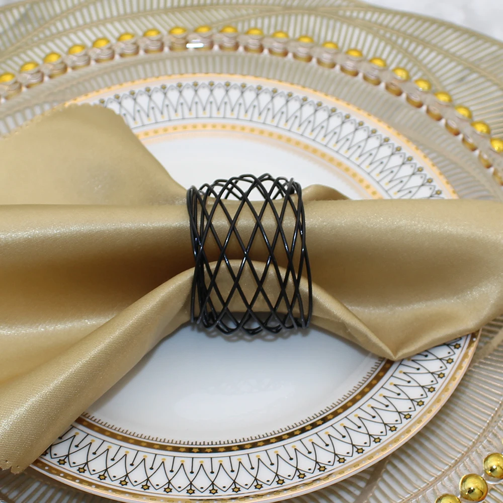 6Pcs Black Metal Napkin Ring Handmade Napkin Holders for Dinner Party Wedding Thanksgiving Halloween Holiday Table Settings