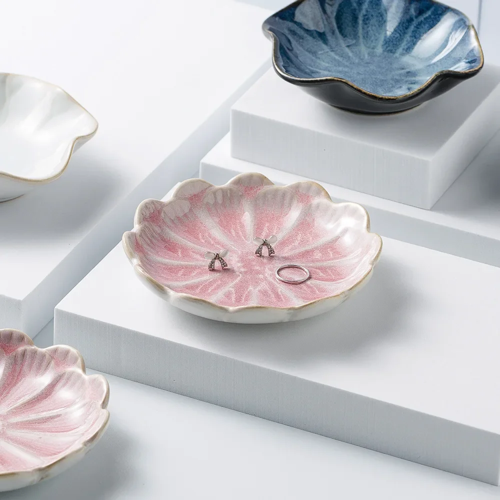 Creative and Minimalist Style Jewelry Tray Home Snack Dish Flavor Dish Ceramic Lotus Decoration Plate and Decorative Display 3