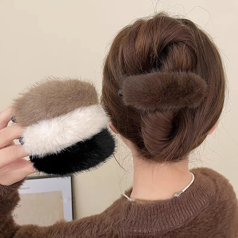 1pc Plush Banana Clip Barrette Fashion New Hair Clips Women Girls Hair Styling Ponytail Holder Hairpin Hairgrip Headdress