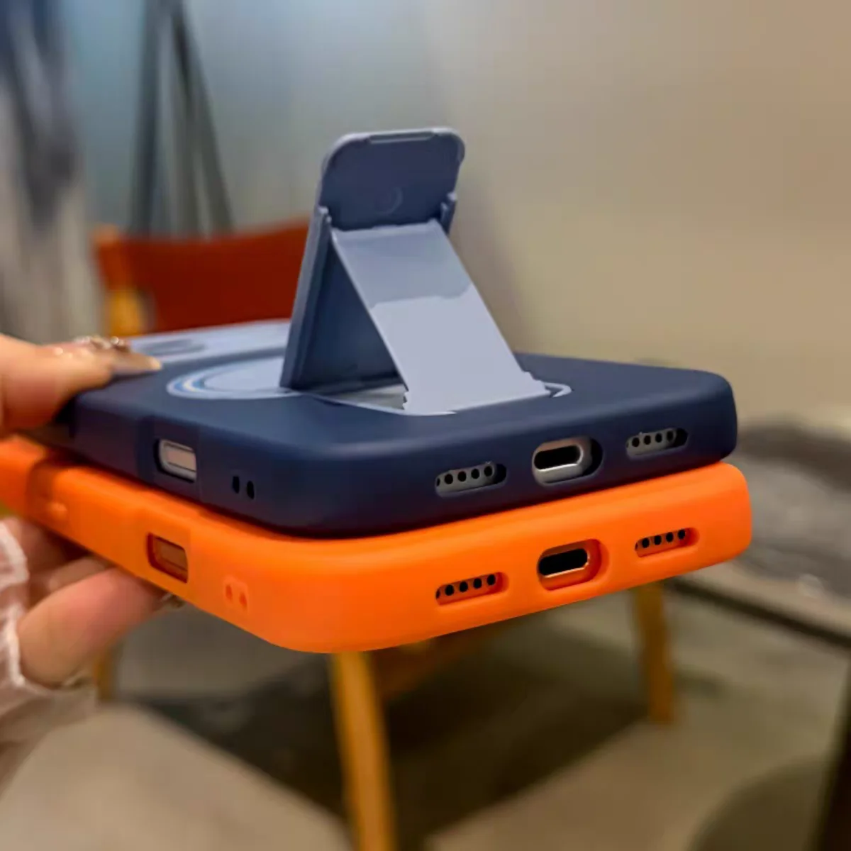 Large Window Invisible Bracket Stand Magnetic Phone Case with Kickstand