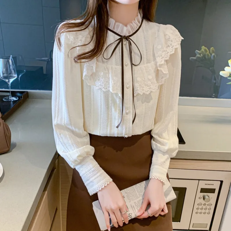 

Women's Autumn Fashion Long Sleeved Mock-neck Lace Splice Shirt Elegant Women Hollow Out Loose Office Shirt Blusas S23