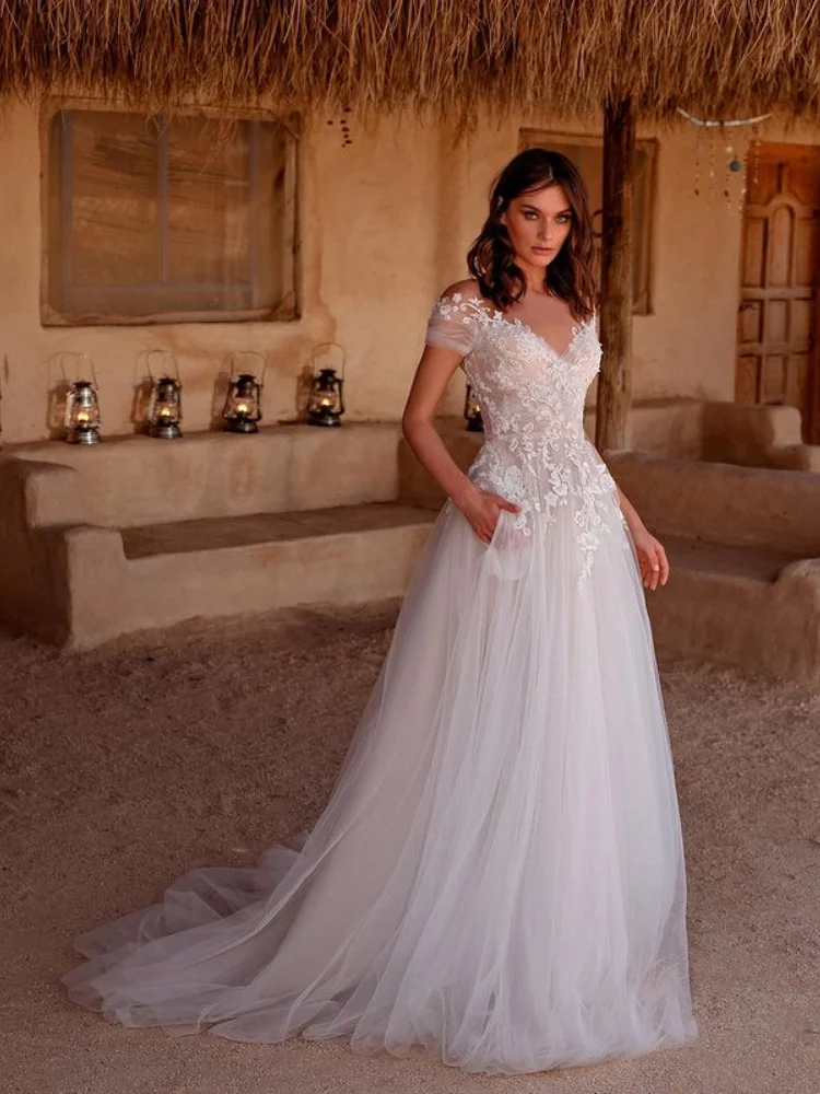 

Classic A Line Wedding Dress Tulle V Neck Off The Shoulder Sleeveless With Lace Applique Vestido De Novia Mopping Gown For Bride