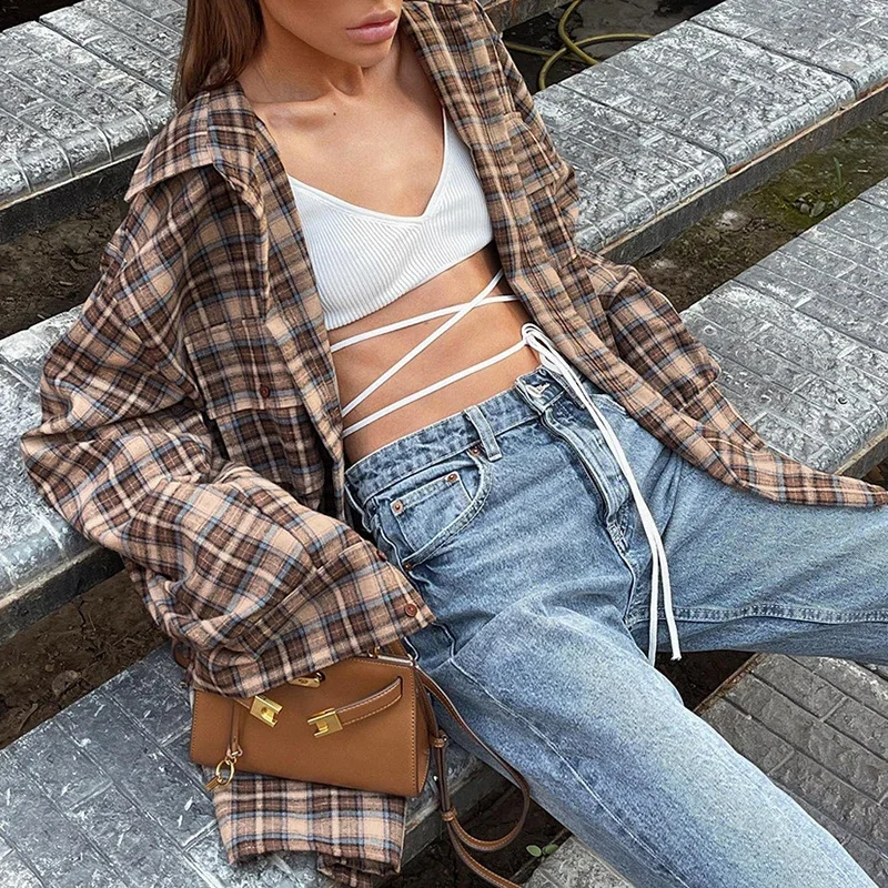 

PASSIONNÉ Vintage Plaid Shirts Female Lapel Long Sleeve with Pockets Oversize Blouse for Women Casual Fashion 2023 Autumn New