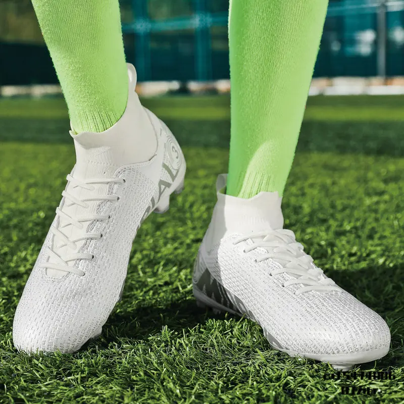 Football Boots Professional Field Boot Soccer Shoes for Children Artificial Grass Soccer Boot Futsal Shoe Child Football Crampon