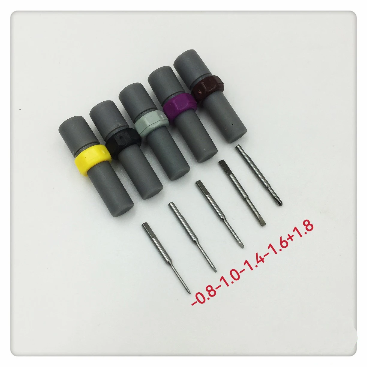 시계 드라이버 세트 고경도 두꺼운 손잡이 고속 강철 시계 수리 도구(5개의 나사 비트 포함) 0.8mm-1.6mm +1.8mm