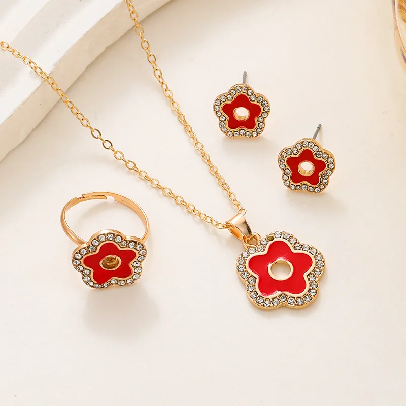 Chic 5pcs Lucky Flowers Bracelet, Necklace, Earrings, and Ring Jewelry Set Suitable for Women Daily Wear Party Wedding Gifts