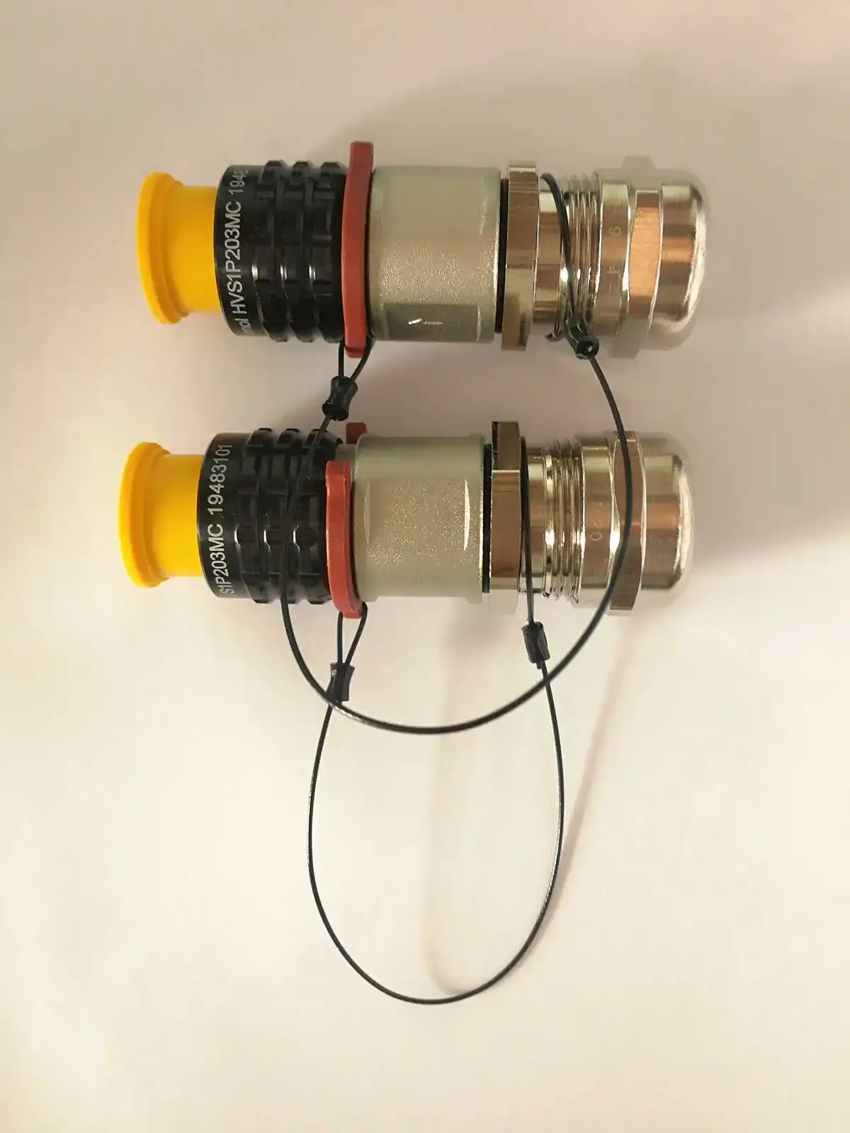 

Hvs1p 203 MC Hvs1p 203 Fc Hvg1p 402 MC Hvg1p 403 MC автомобильный разъем