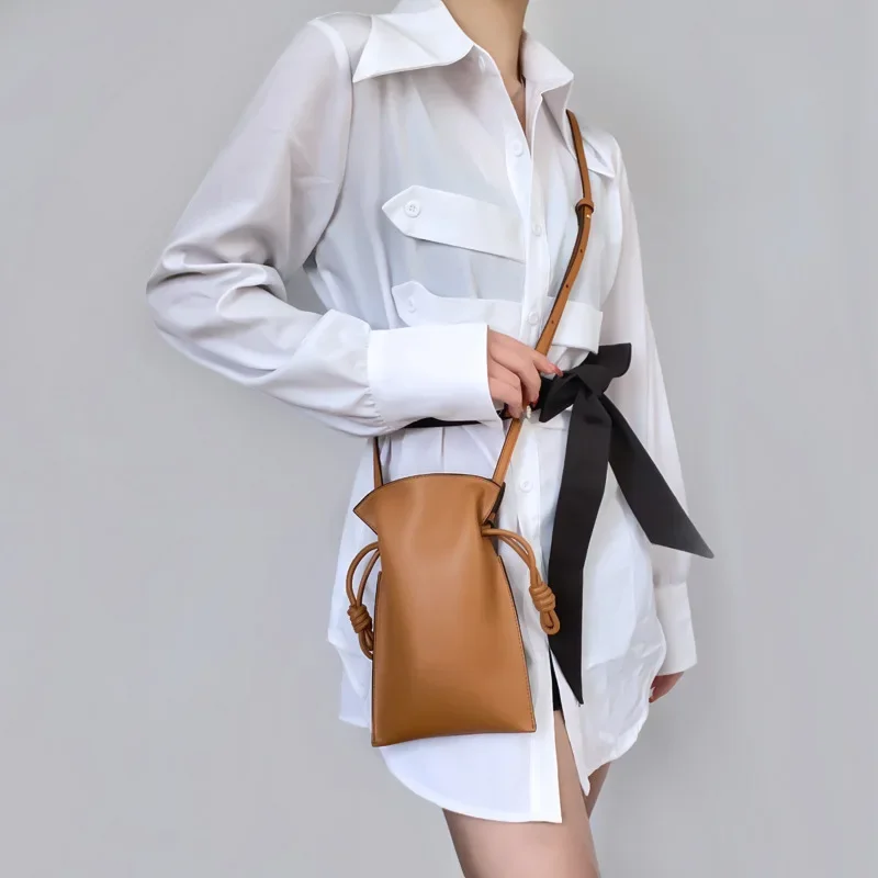 

2024 New Fashion Mini Drawstring Opening Solid Color Concise Phone Bag Bucket Bag Shoulder Bag Office Daily