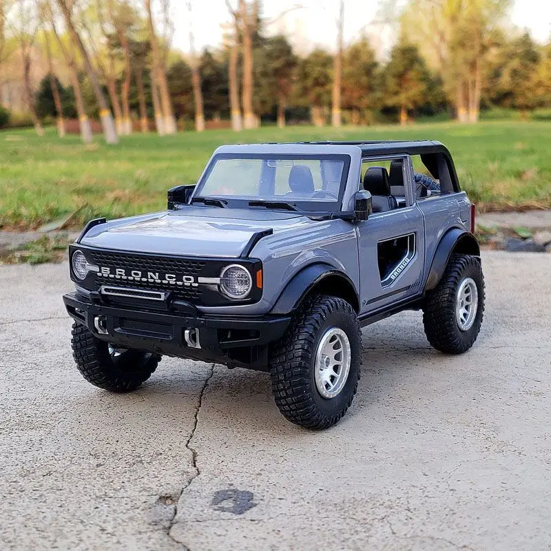 1/32 Diecast Ford Bronco Lima Alloy Car Model Metal Off-road Vehicles Model Simulation Sound Light Collection Childrens Gift Toy