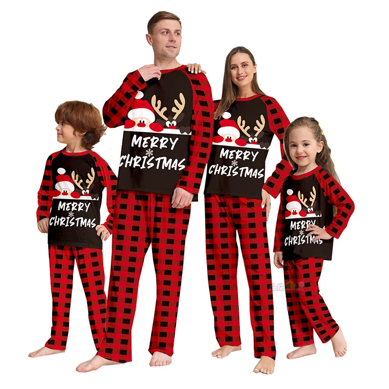 Conjunto de pijamas navideños familiares 2025 Conjunto de ropa a juego para madre, padre e hijos Disfraces de Año Nuevo para mamá y yo Pijamas Ciervos navideños