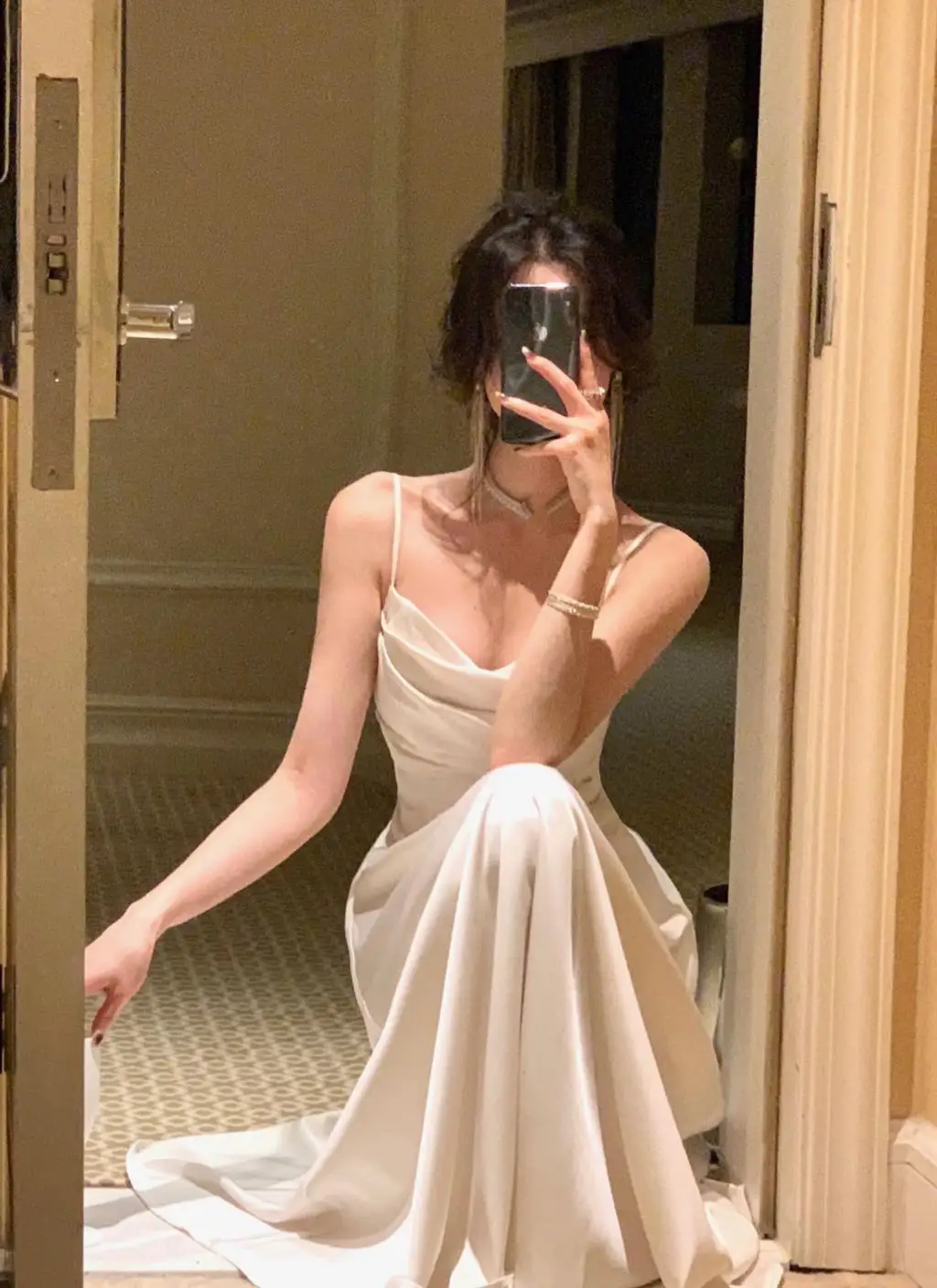 New Summer Satin Midi Dress Women Slim Spaghetti Strap Elegant Party Dresses Wedding Evening Birthday Backless Prom Robe Clothes