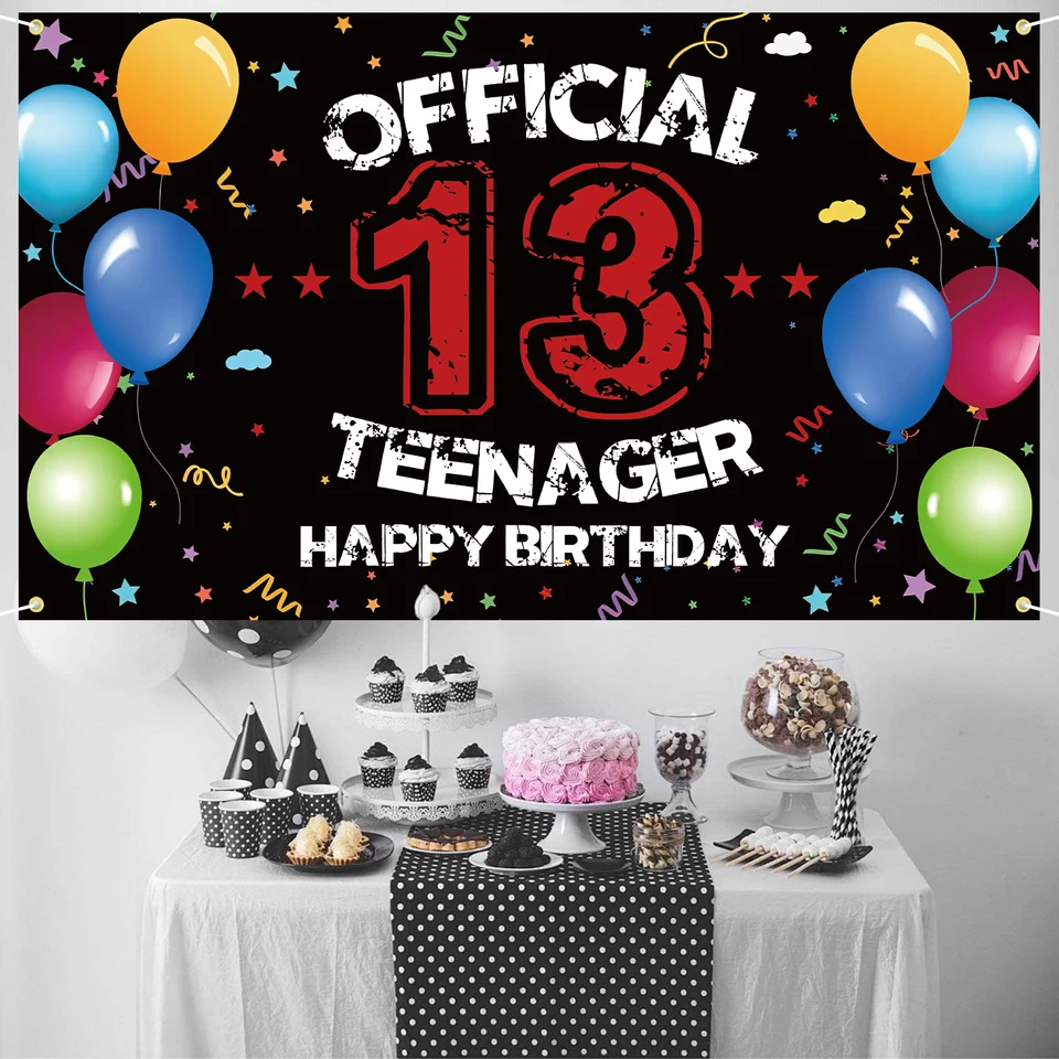 Sfondo Per Festa Di 13° Compleanno Frienda - Poster In Tessuto Nero E Oro 185x110 Cm Con Palloncini E Coriandoli