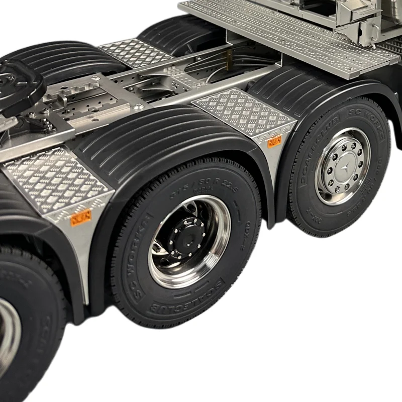 For 1/14 Tamiya RC Truck Metal Anti-skid Decoration Board with LED Lights Side Lamp for Benz Scania MAN Tamiya LESU WPL Tractor 4