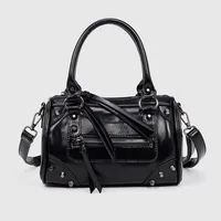 Sac à main à Rivets de grande capacité pour femmes, sac d'oreiller de grande capacité, sac à main de moto de Bowling, sac à bandoulière simple 1
