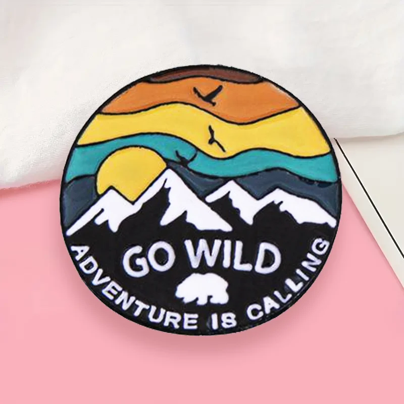 

Cartoon Creative Brooch cartoon cartoon brooch the best gift for friends and family