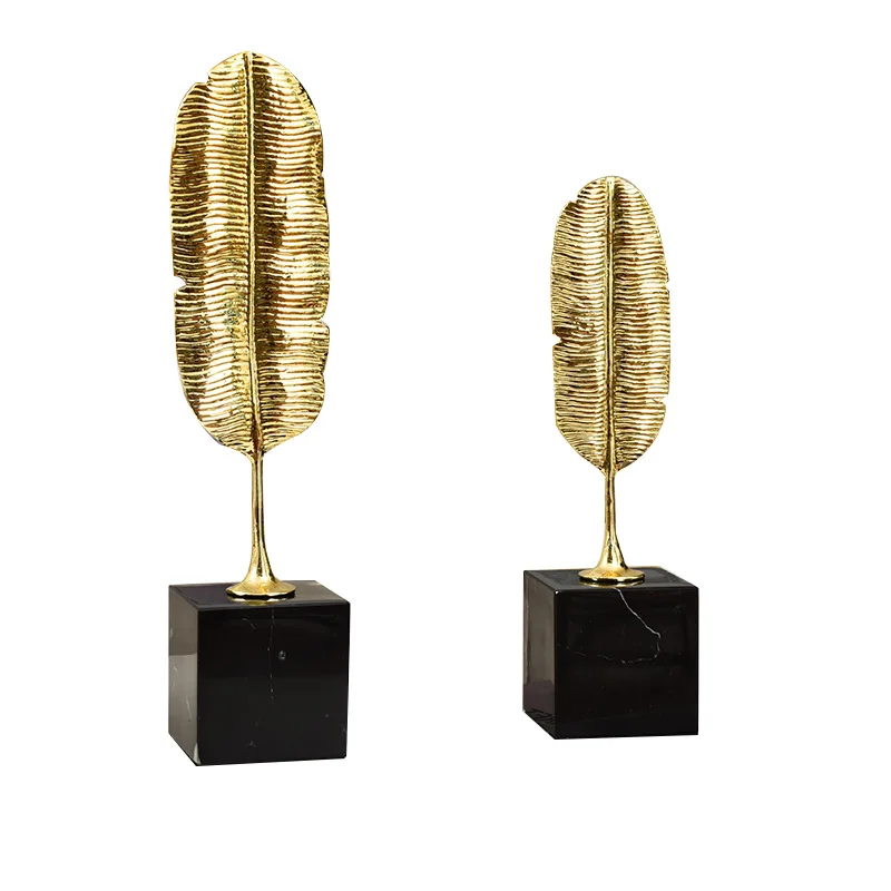 

Desktop home soft furnishings, light luxury Nordic banana leaf creative ornaments