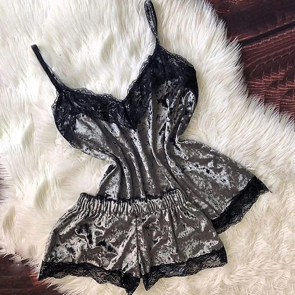 Women Summer Sexy Lace Trim Pajama Sets Velvet Bow Sleepwear Sleeveless Strap Homewear Lingeries V Neck Camisole Bow Shorts Sets