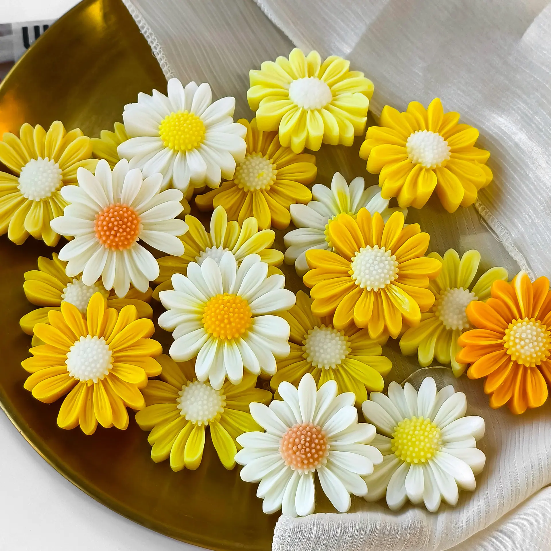 Sunflower Drip Glue Hanging Decor Soap Silicone Mold Daisy Flowers Aromatherapy Diffuser Stone Handmade Candles Soap Molds